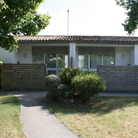 Apartment In Ars-En-Re Near Bird Sanctuary Apartment