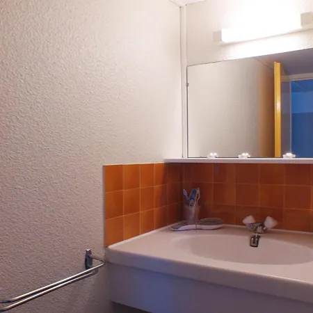 Apartment In Ars-En-Re Near Bird Sanctuary
